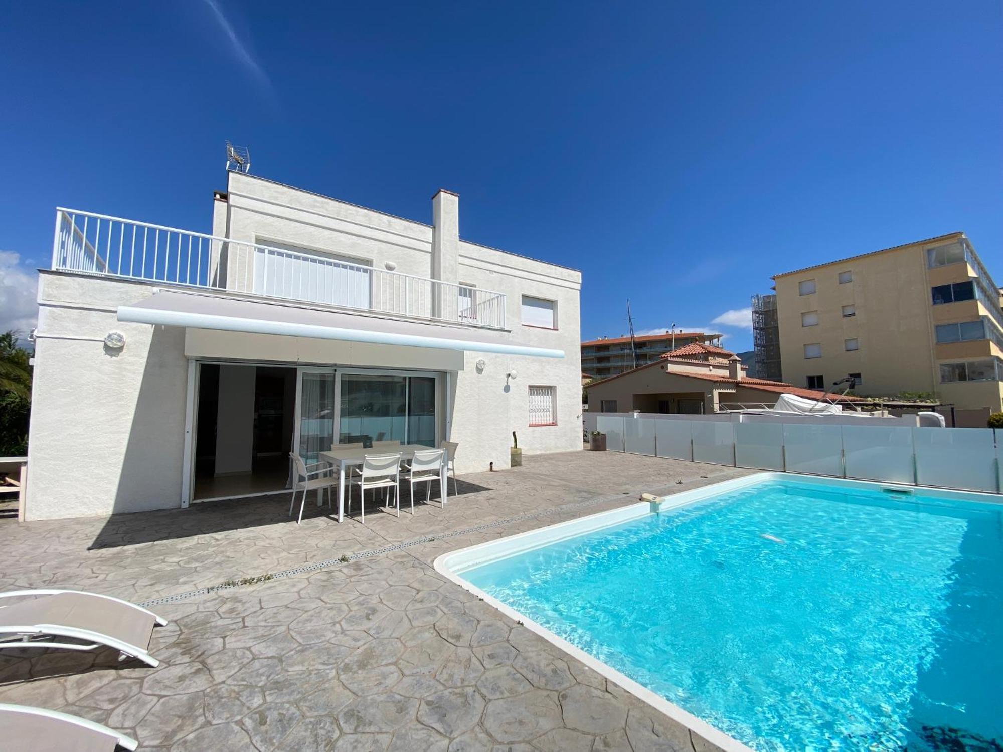 Agi Cap Llarg Villa Roses Exterior photo
